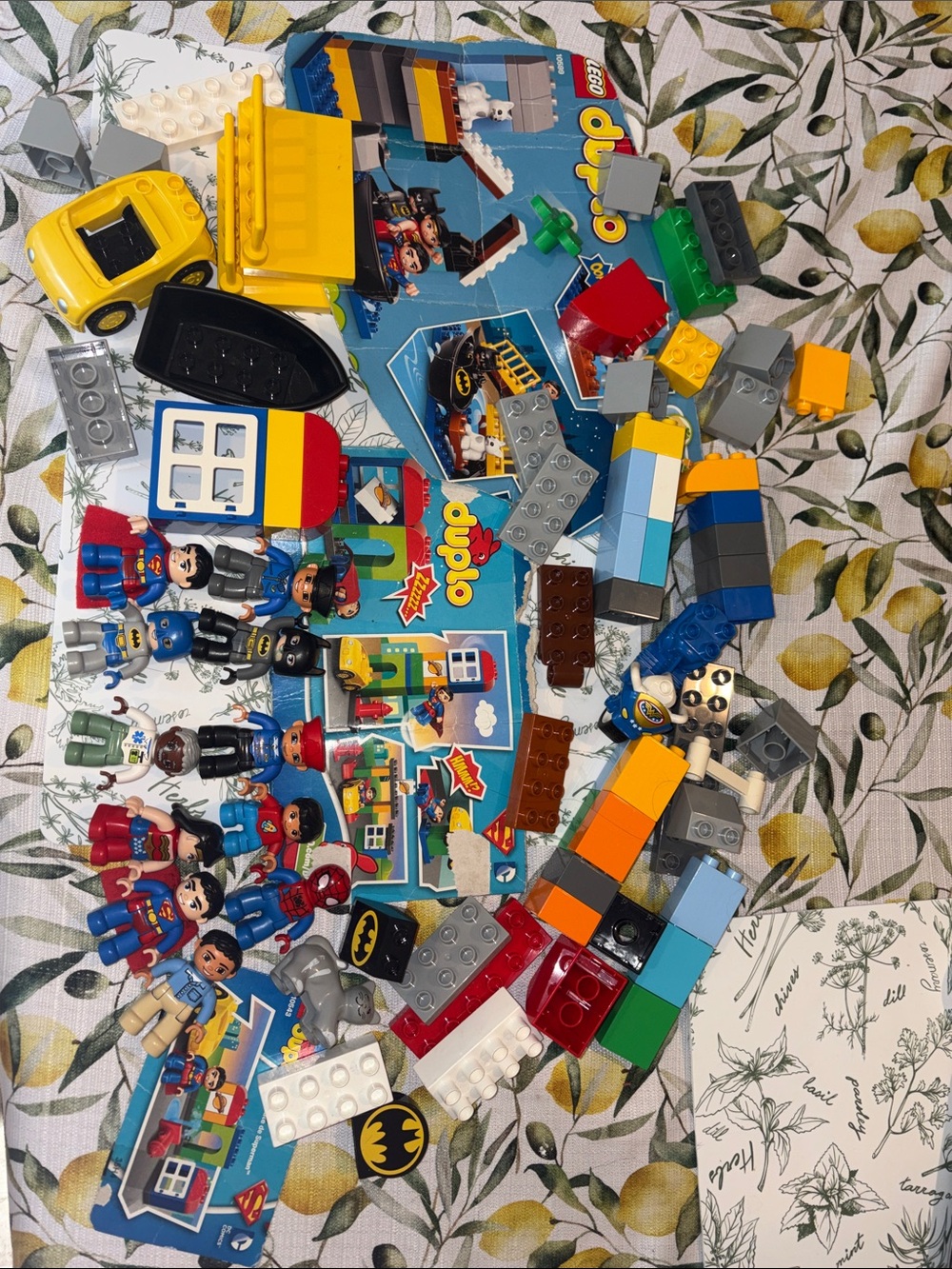 Superhero & Vehicle Mixed Duplo Lego Playset - 12 Figures & 3 vehicles EUC